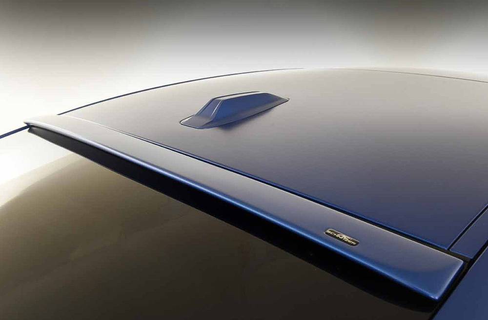 Rear roof spoiler for BMW i4
